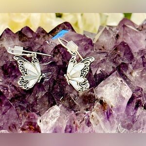 New mother-of-pearl & sterling silver 925 butterfly drop earrings made in Bali
